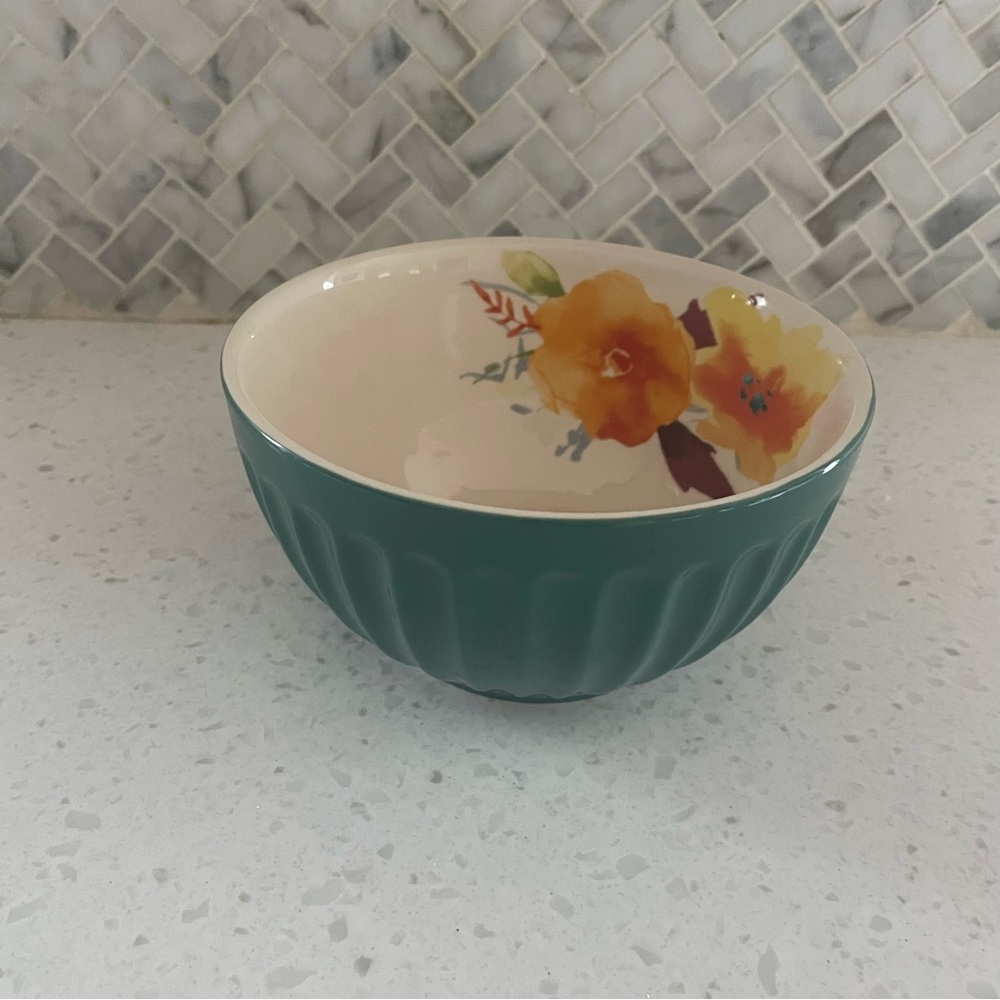 New The Pioneer Woman 5.75 in Ceramic Latte Bowl